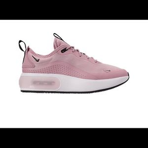 Women’s Nike Air Max Dia “Plum Chalk”